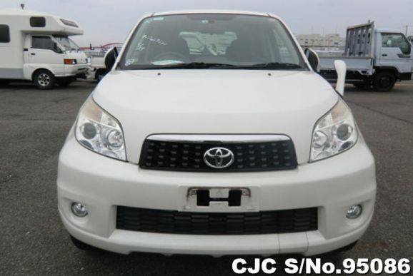 2012 Toyota Rush White for sale | Stock No. 95086 | Japanese Used